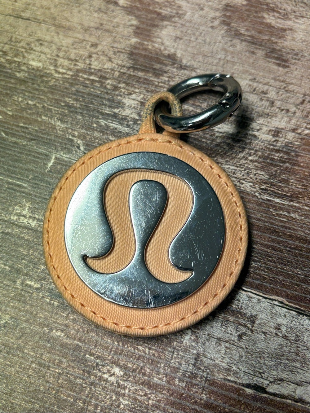 Lululemon Peach Logo Keychain Charm Love Ring